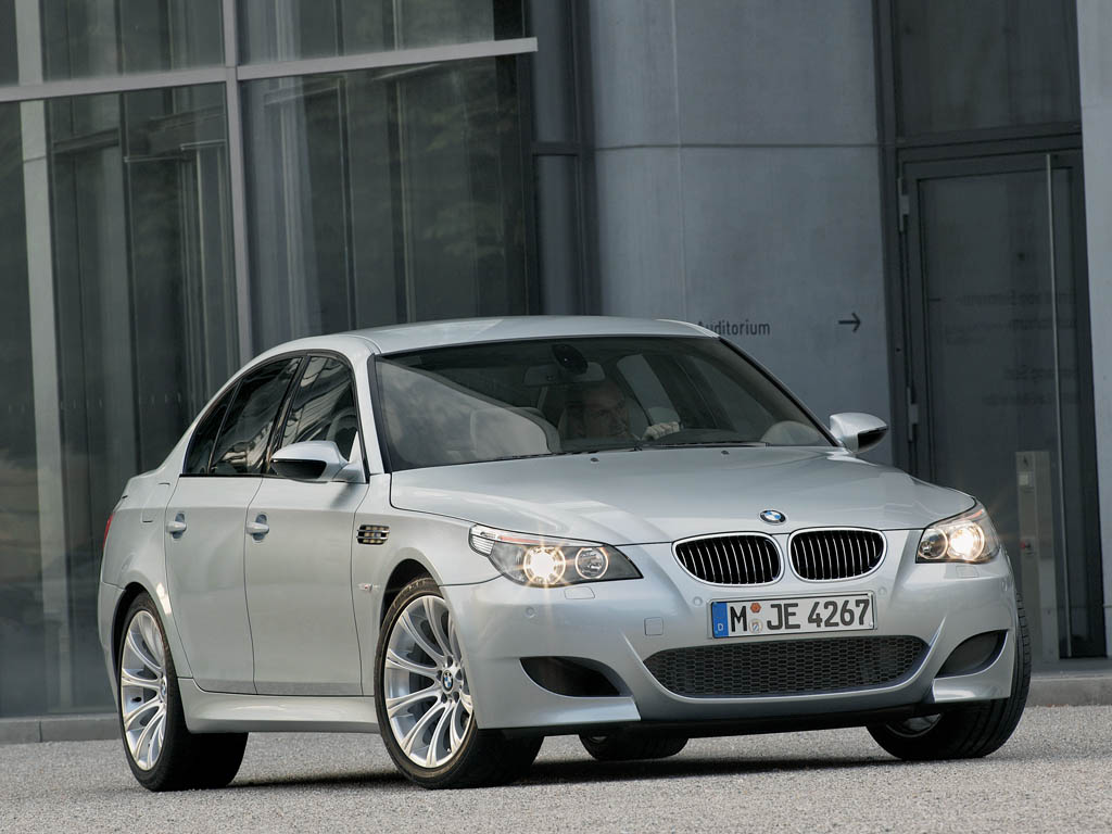 2005 BMW M5