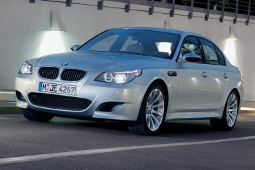 2005 BMW M5