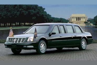 2005 Cadillac DTS Presidential Limousine