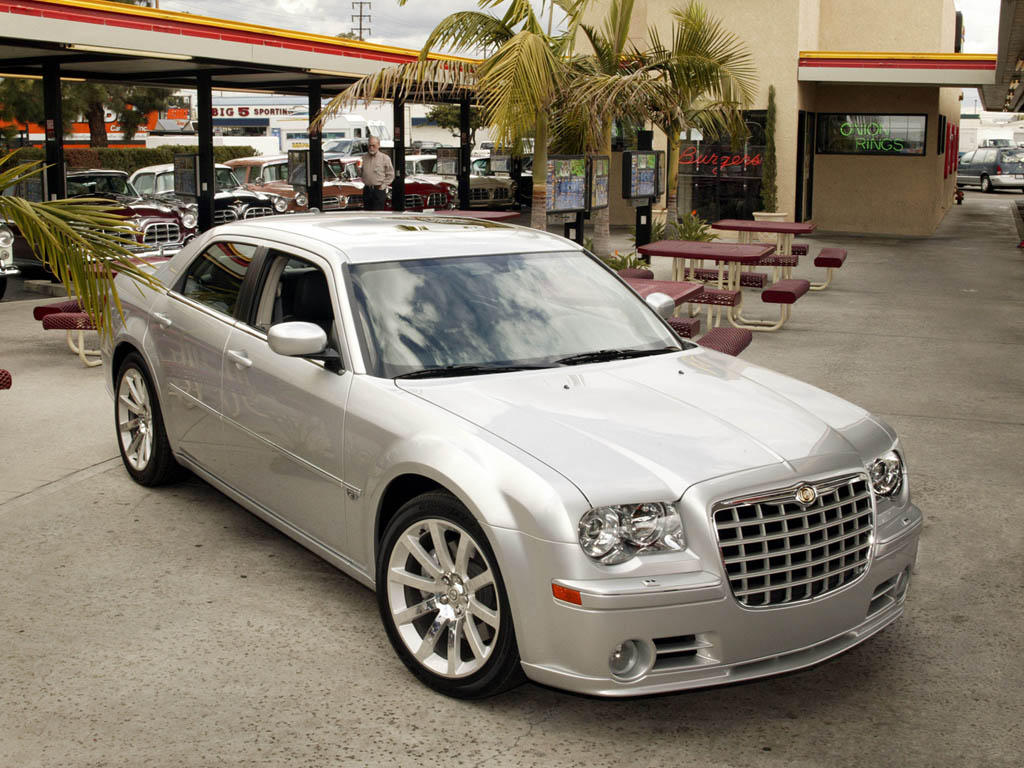 2005 Chrysler 300C SRT8