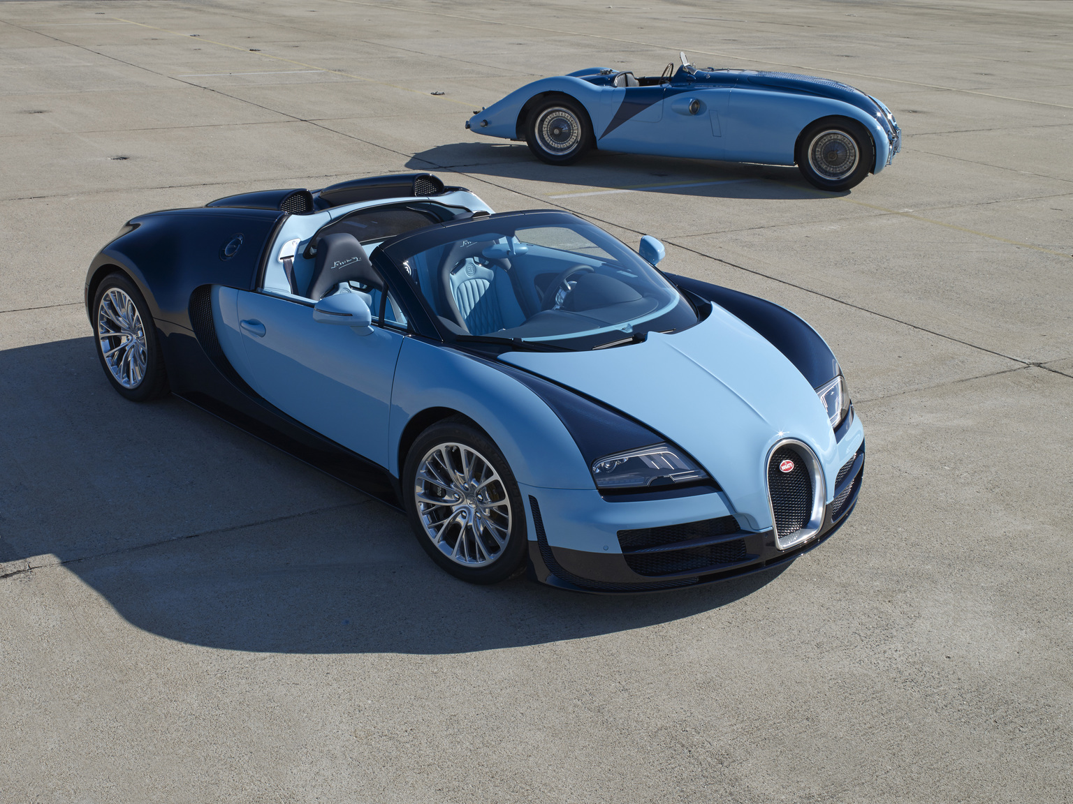 2013 Bugatti 16/4 Veyron Grand Sport Vitesse ‘Jean-P2013 Bugatti 16/4 Veyron Grand Sport Vitesse ‘Jean-Pierre Wimille’ierre Wimille’