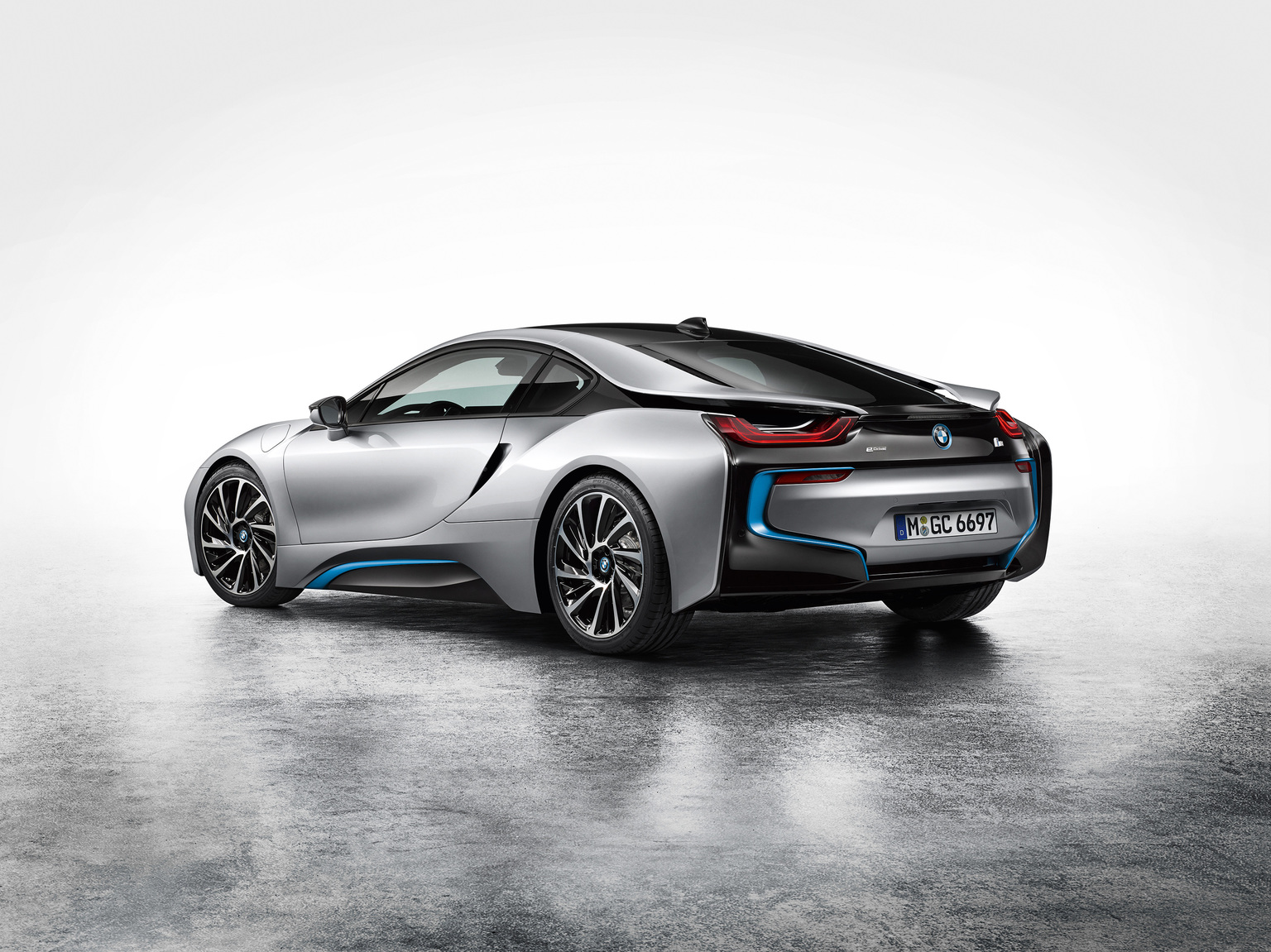 2014 BMW i8