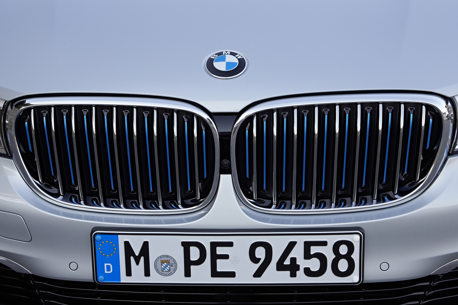 2015 BMW 740Le