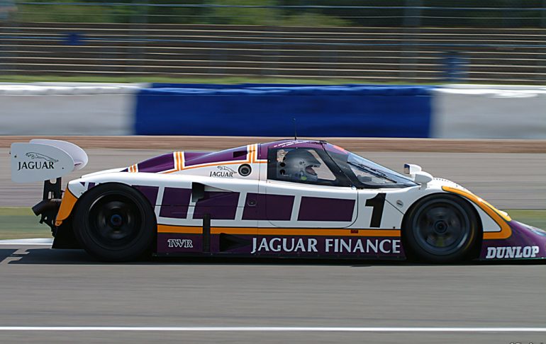 Jaguar xjr 9