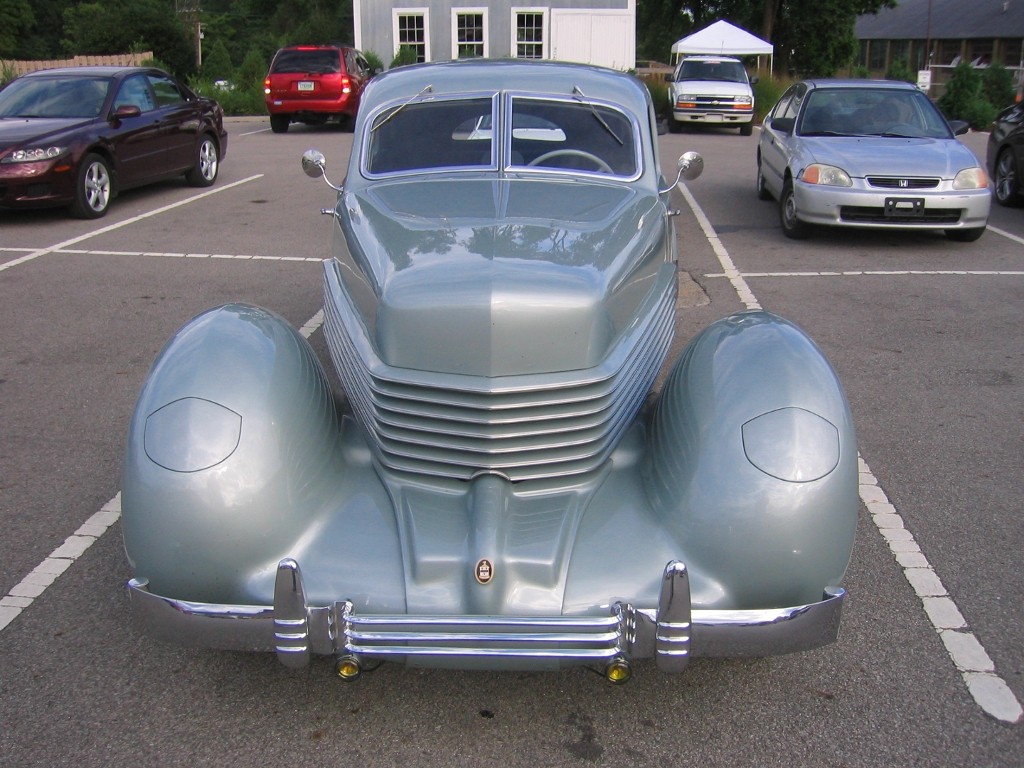 1935 Cord 810 Gallery