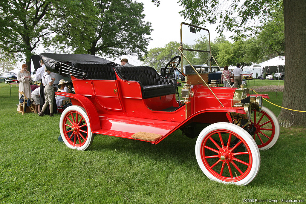 2008 Greenwich Concours-14