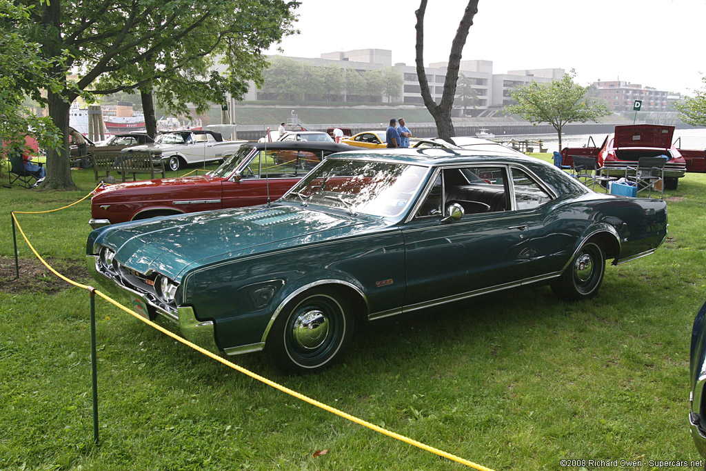 2008 Greenwich Concours-9