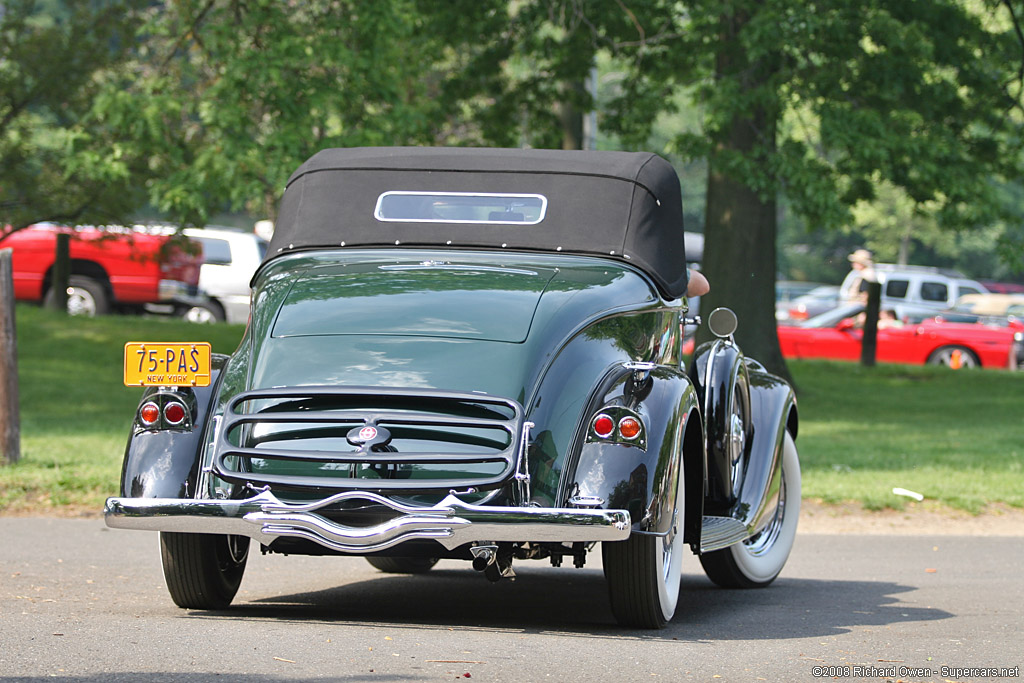 2008 Greenwich Concours-10