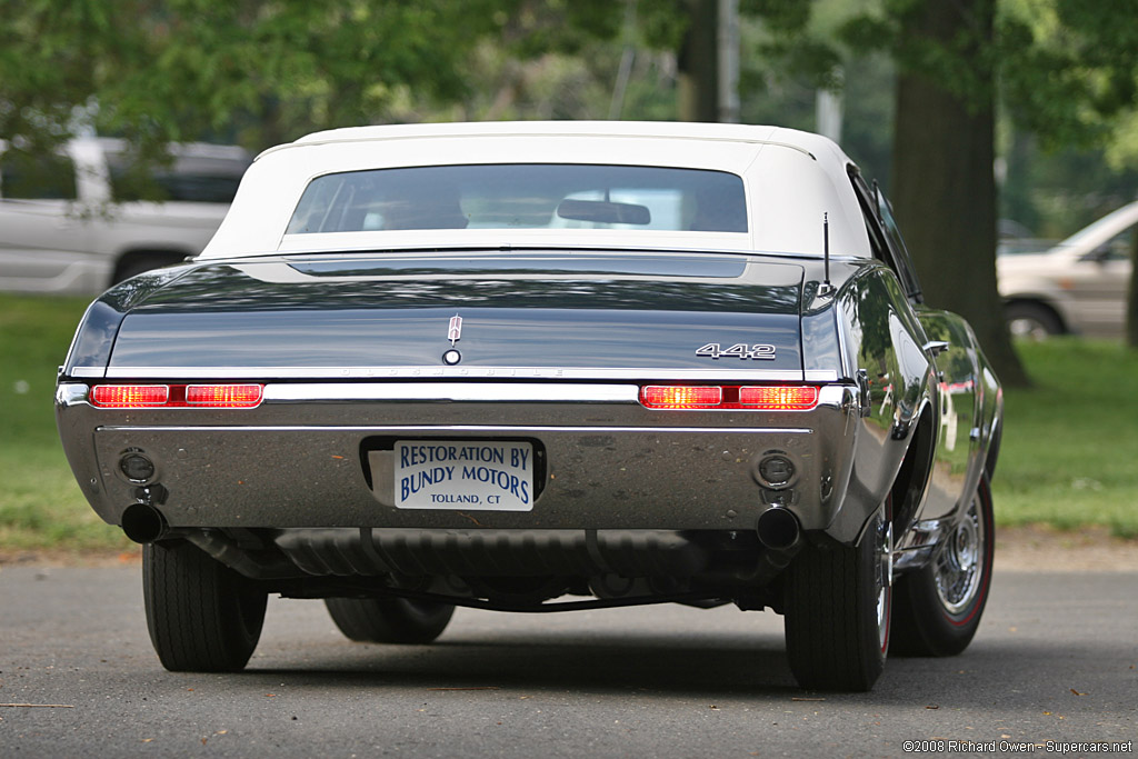 2008 Greenwich Concours-9