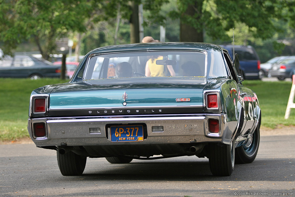 2008 Greenwich Concours-9