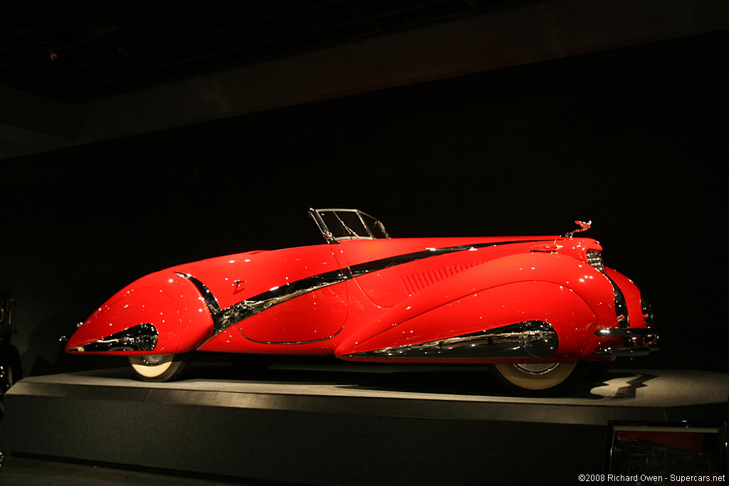 1937 Cadillac V16 Hartmann Cabriolet