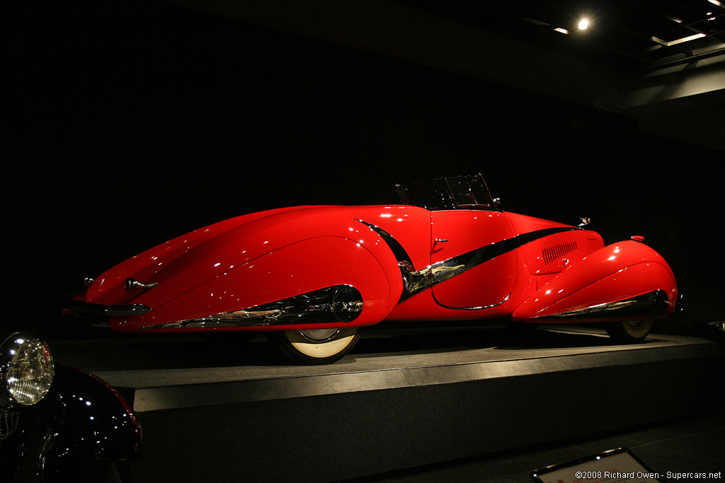 1937 Cadillac V16 Hartmann Cabriolet