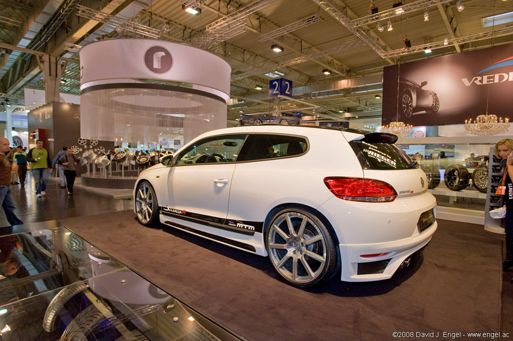 Volkswagen UP White Tuning at Essen Motorshow - Exterior Walkaround 