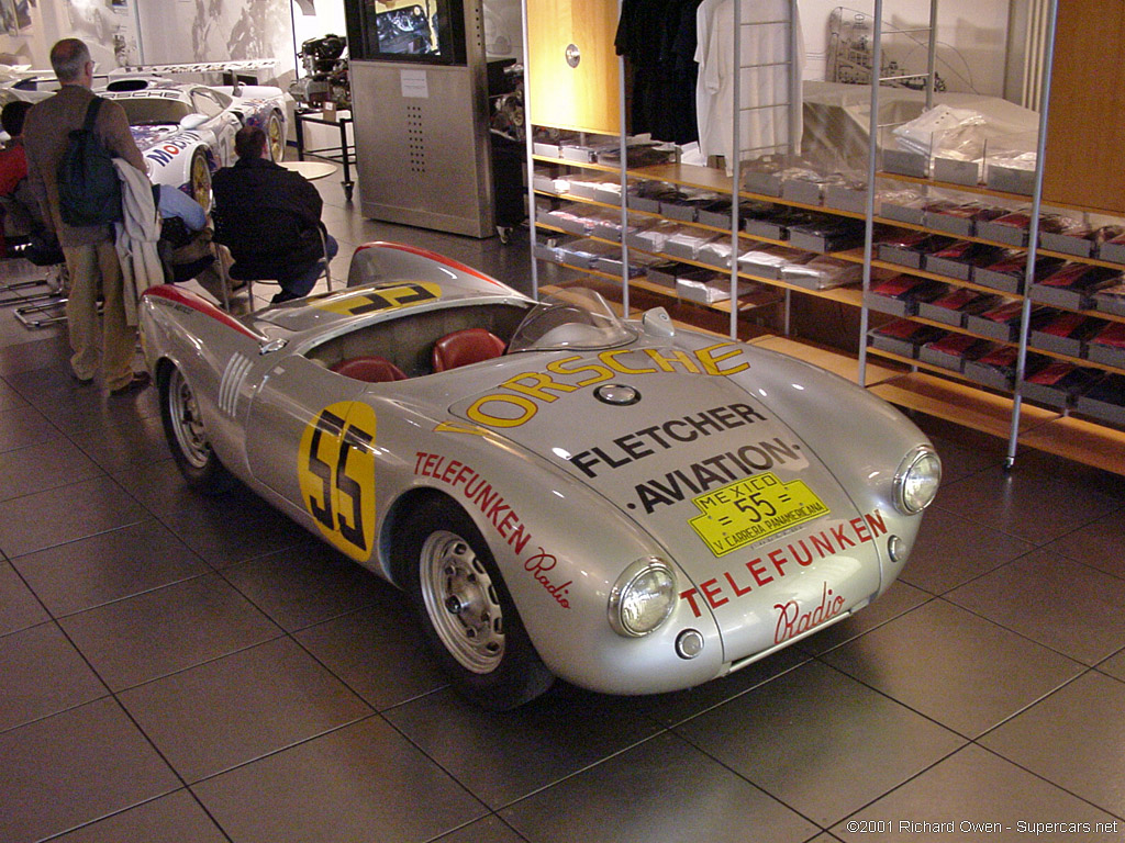 Porsche Museum-2