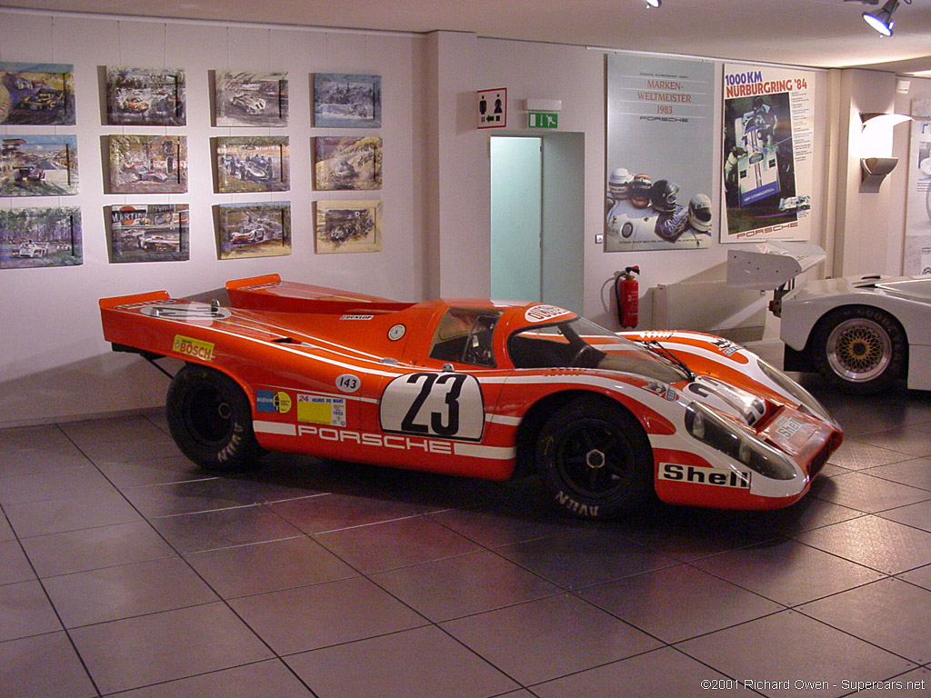 Porsche Museum-2