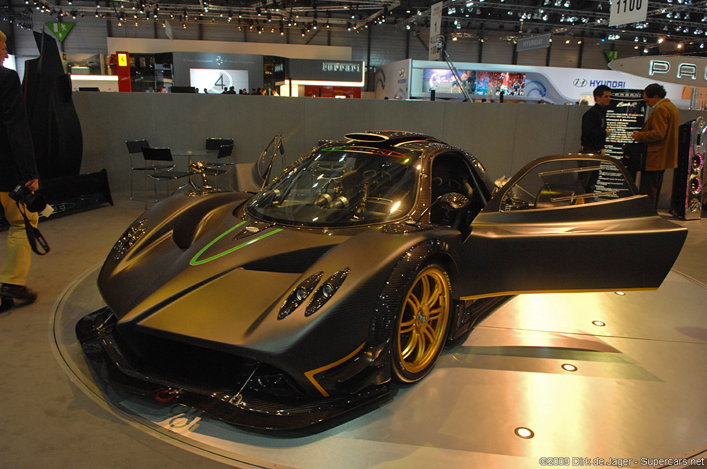 2009 Geneva Motor Show-2