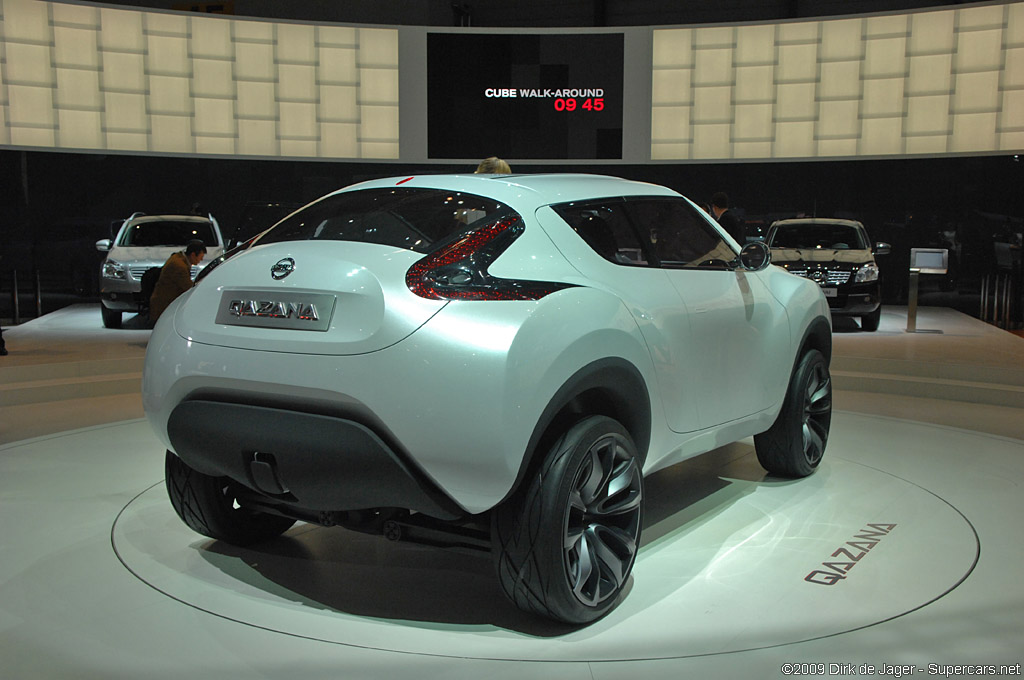 2009 Geneva Motor Show-4