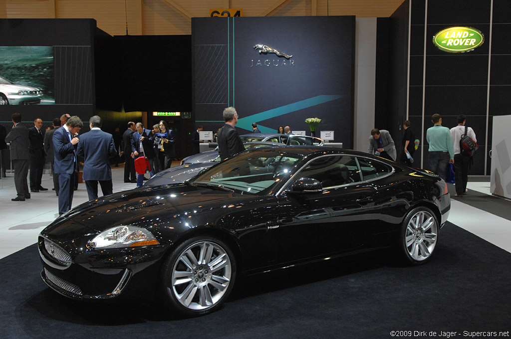 2009 Geneva Motor Show-2