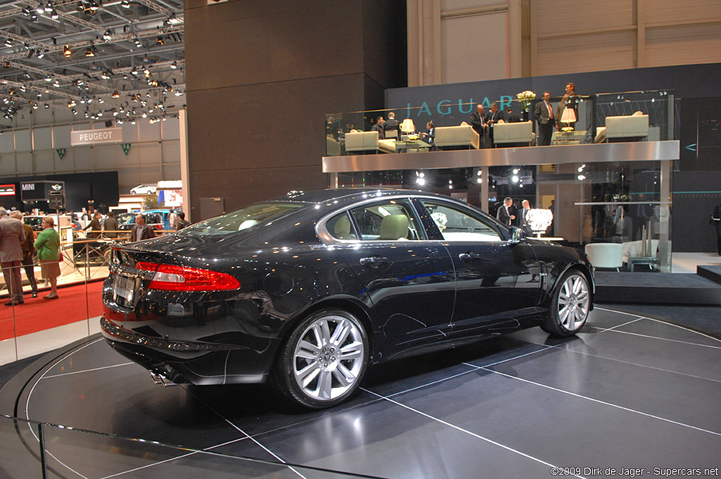 2009 Geneva Motor Show-2