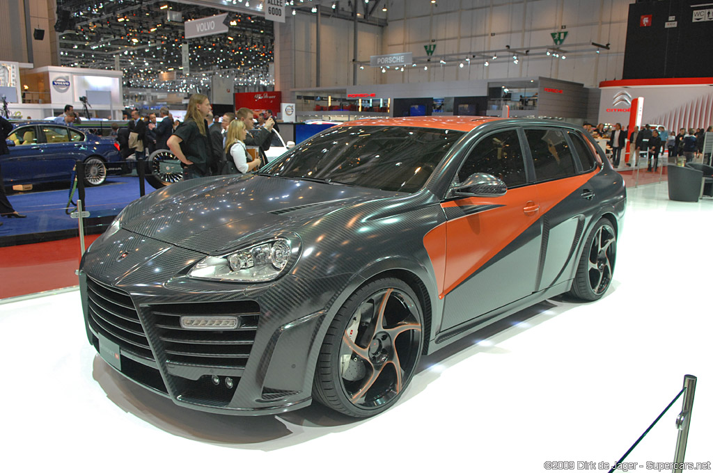 2009 Geneva Motor Show-3