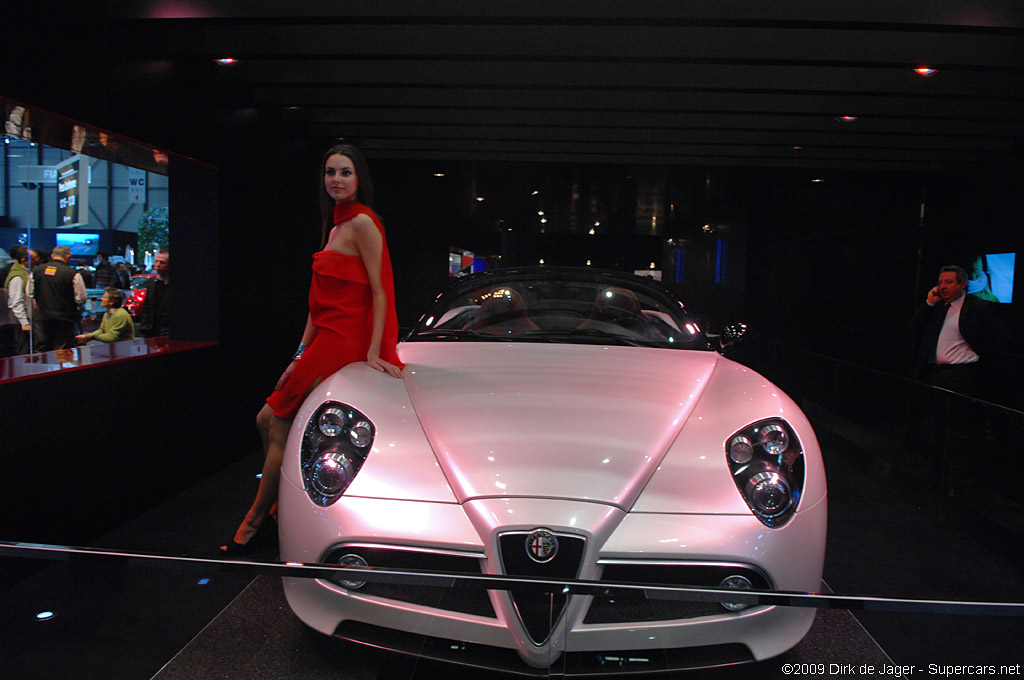 2009 Geneva Motor Show-3