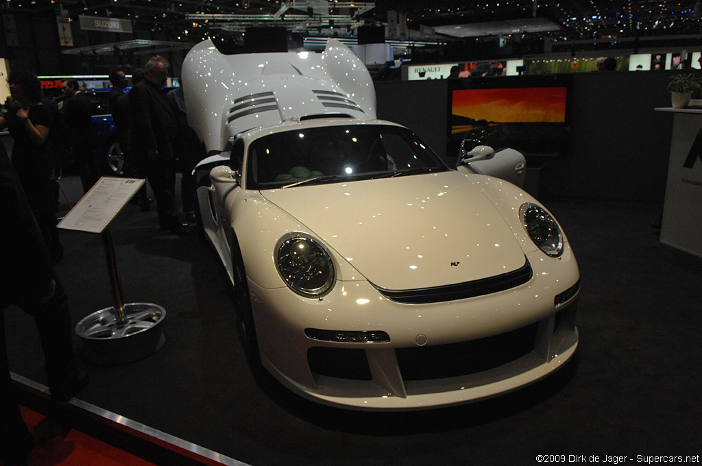 2009 Geneva Motor Show-4