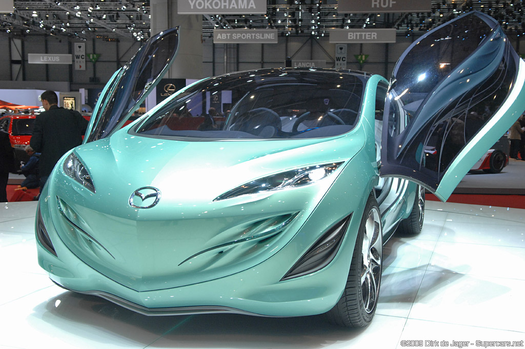 2009 Geneva Motor Show-4