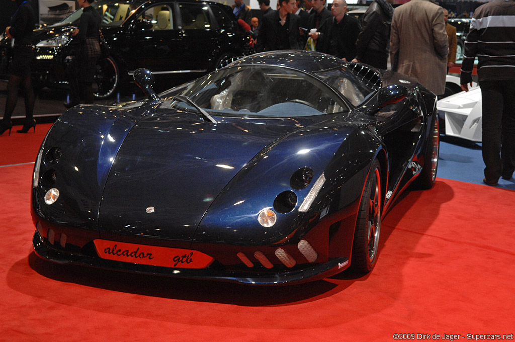 2009 Geneva Motor Show-3