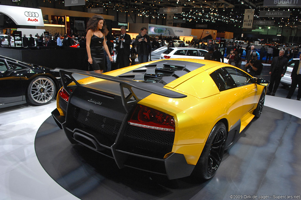 2009 Geneva Motor Show-4