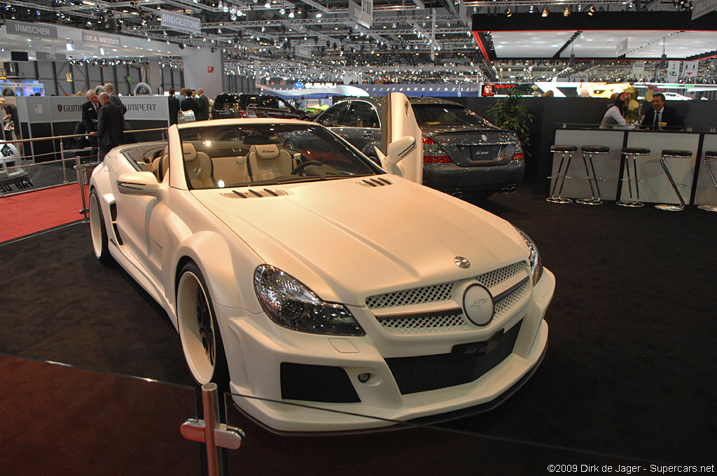 2009 Geneva Motor Show-3