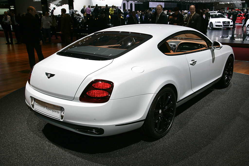 2009 Geneva Motor Show-4