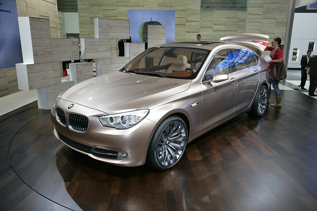 2009 Geneva Motor Show-2