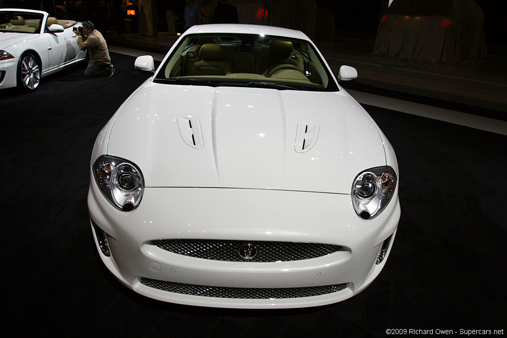 2009 New York International Auto Show-3