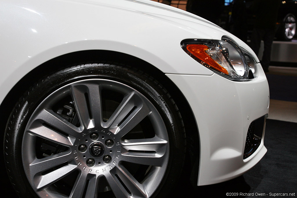 2009 New York International Auto Show-3