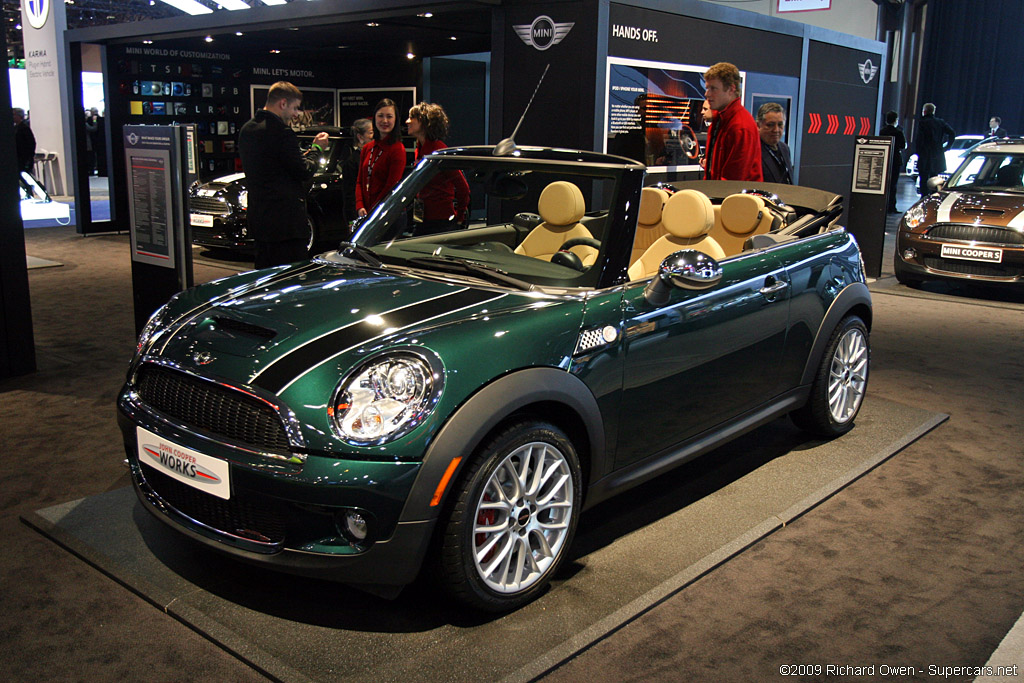 2009 New York International Auto Show-3