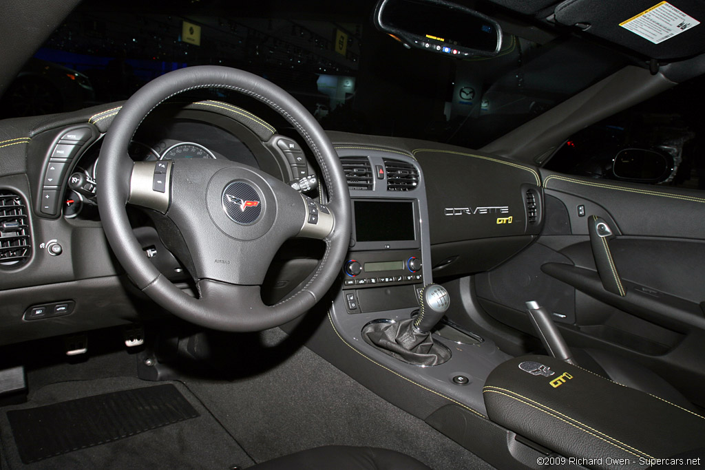 2009 New York International Auto Show-3