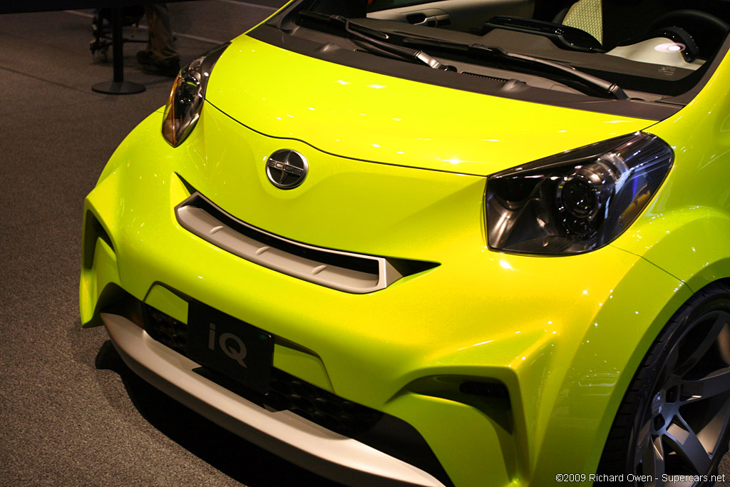 2009 New York International Auto Show-4