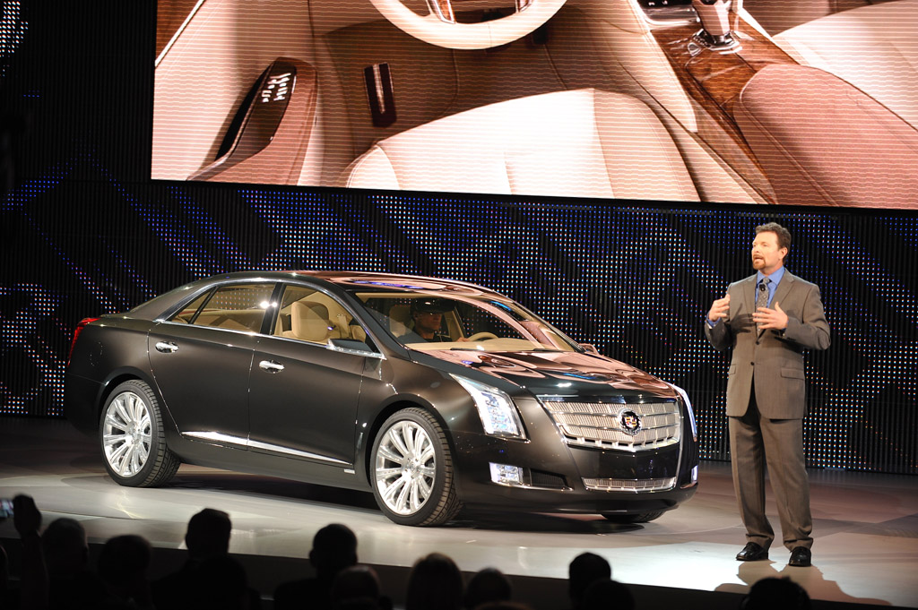 2010 Cadillac XTS Platinum Concept Gallery