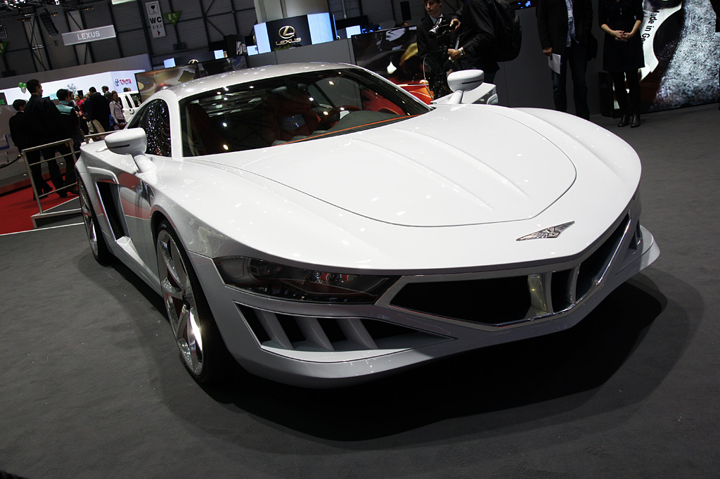 2010 Geneva International Motor Show-3