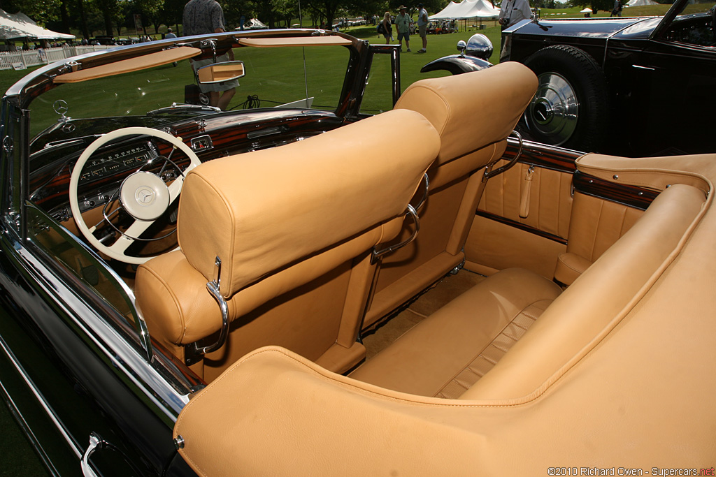 2010 Concours d'Elegance of America at Meadow Brook-11