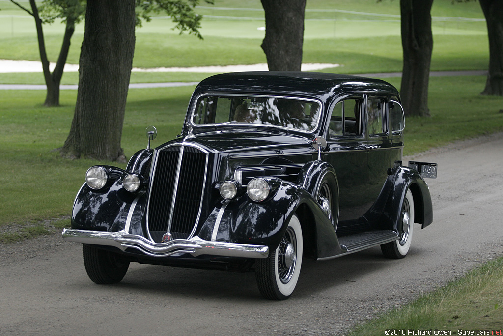 2010 Concours d'Elegance of America at Meadow Brook-5