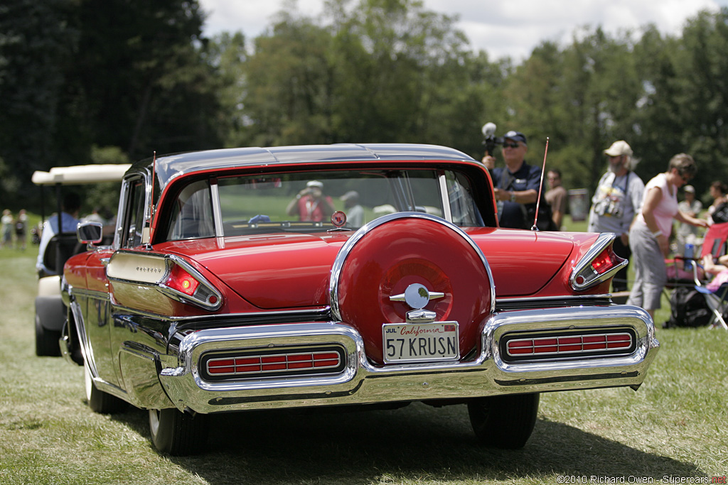 2010 Concours d'Elegance of America at Meadow Brook-6