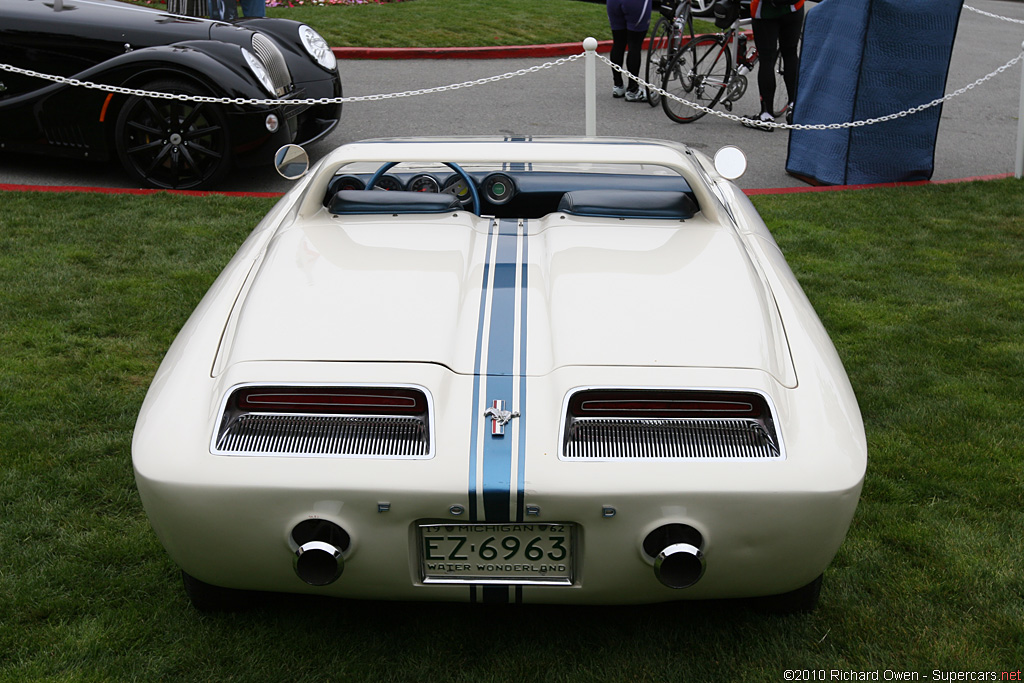 2010 Pebble Beach Concours d'Elegance-3