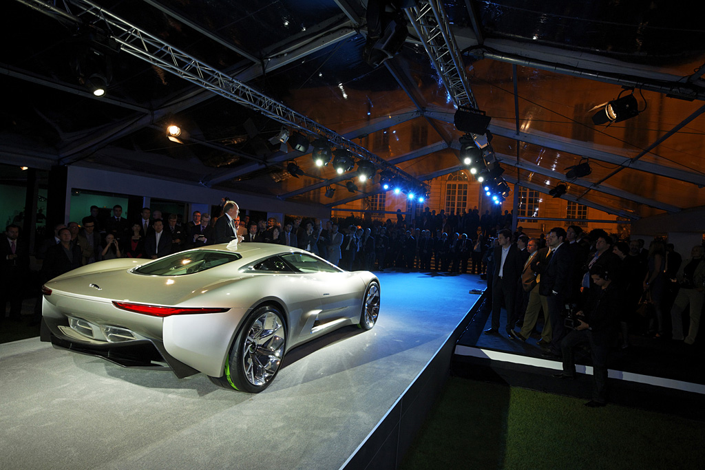 Jaguar C-X75 суперкар здание бесплатно