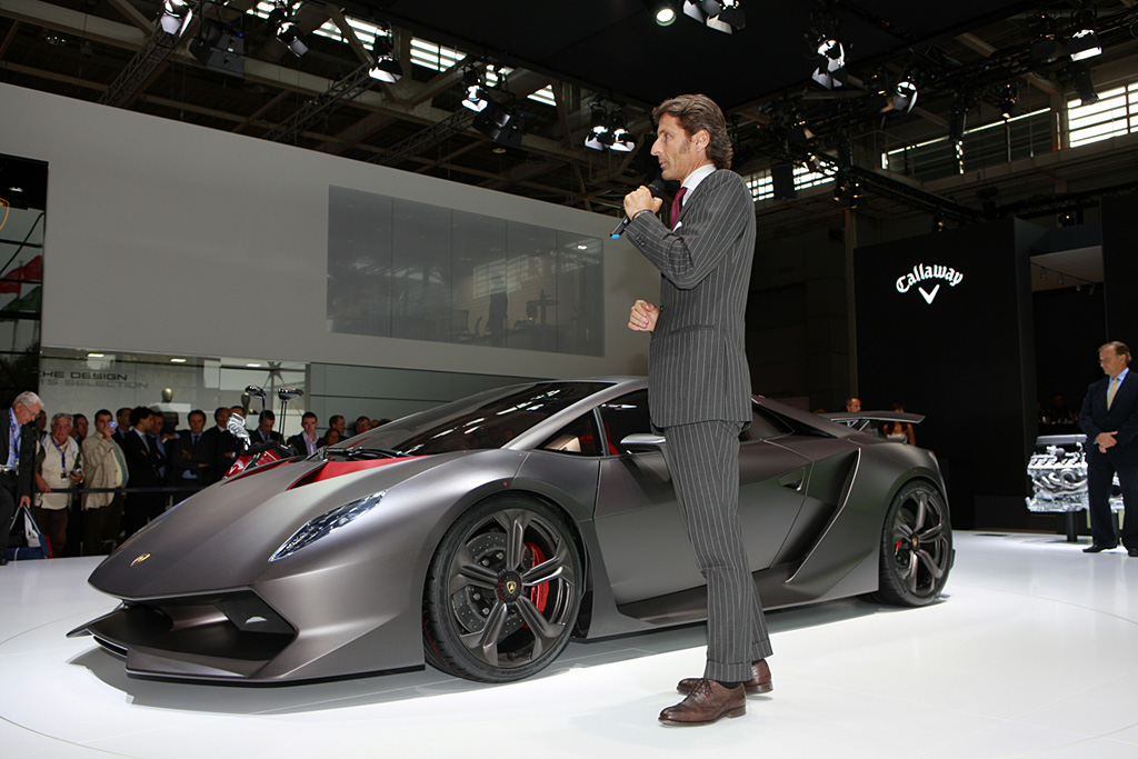 2010 Paris Motor Show-2