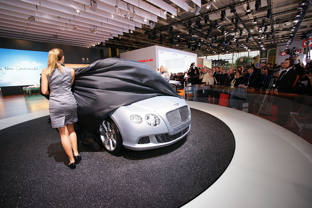 2010 Paris Motor Show-2