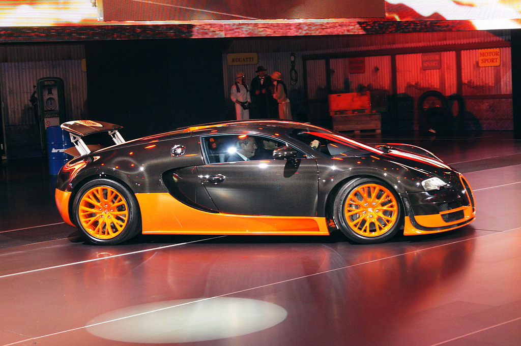 2010 Paris Motor Show-1