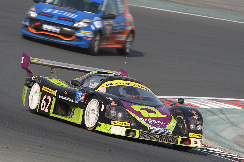 2011 Dunlop 24H of Dubai-1