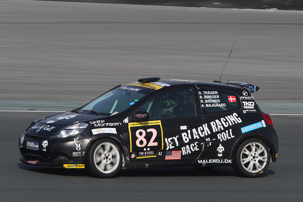 2011 Dunlop 24H of Dubai-1