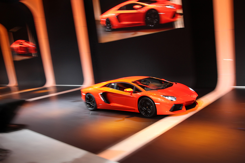 2011 Geneva Motor Show-1